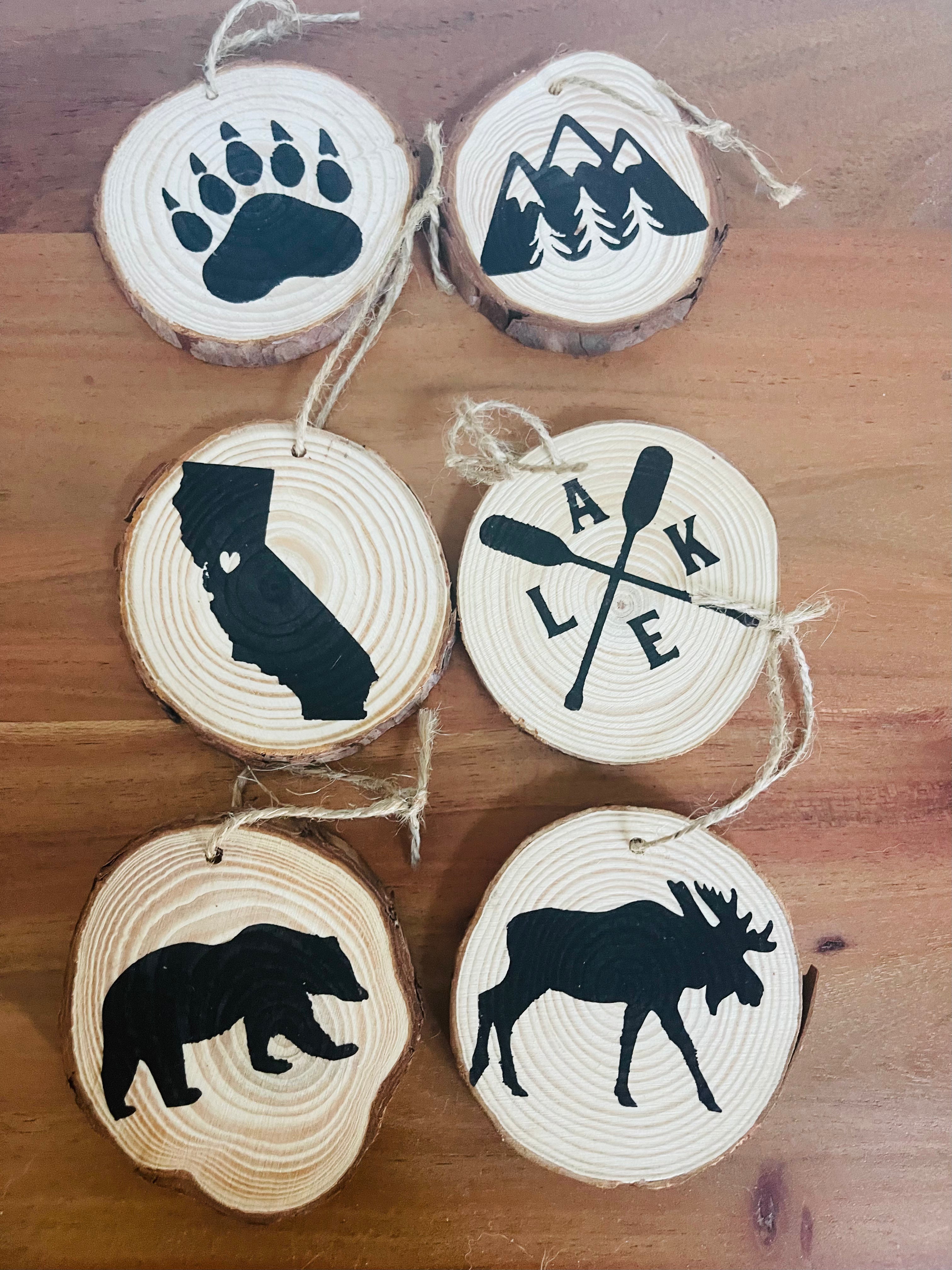 Set of 6 Wood Slice ornaments for Cabin